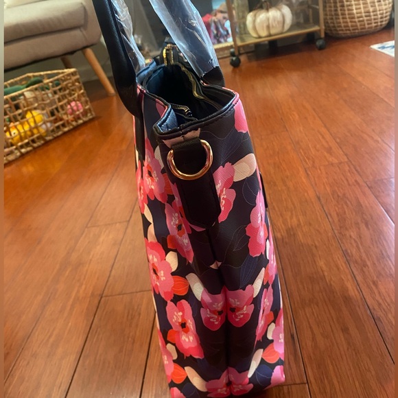Designer Trina Turk Pink Floral large Tote Bag vegan leather - Picture 5 of 10